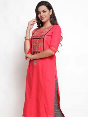 Women Peach - Coloured Solid Straight Kurti